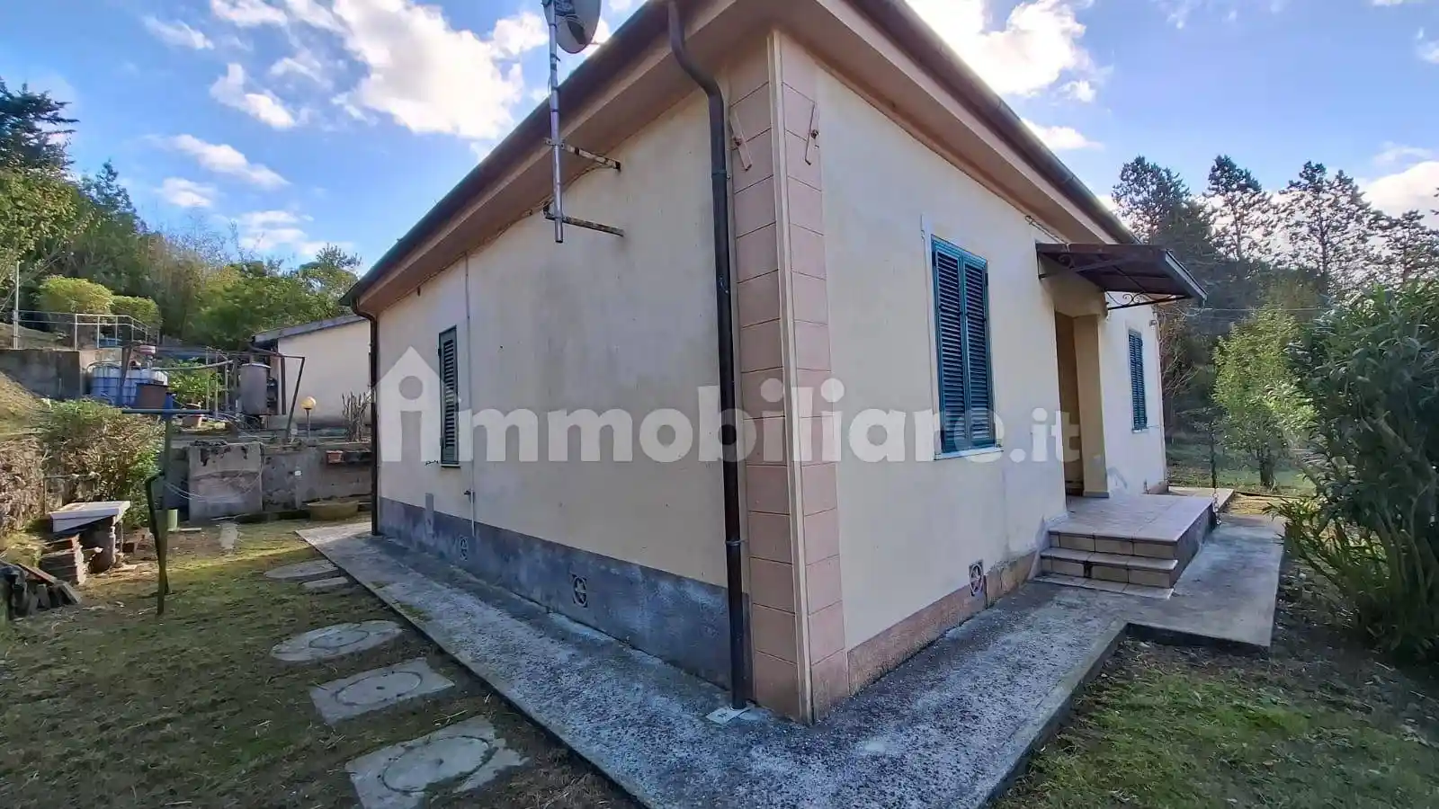 Villa in vendita a Collesalvetti