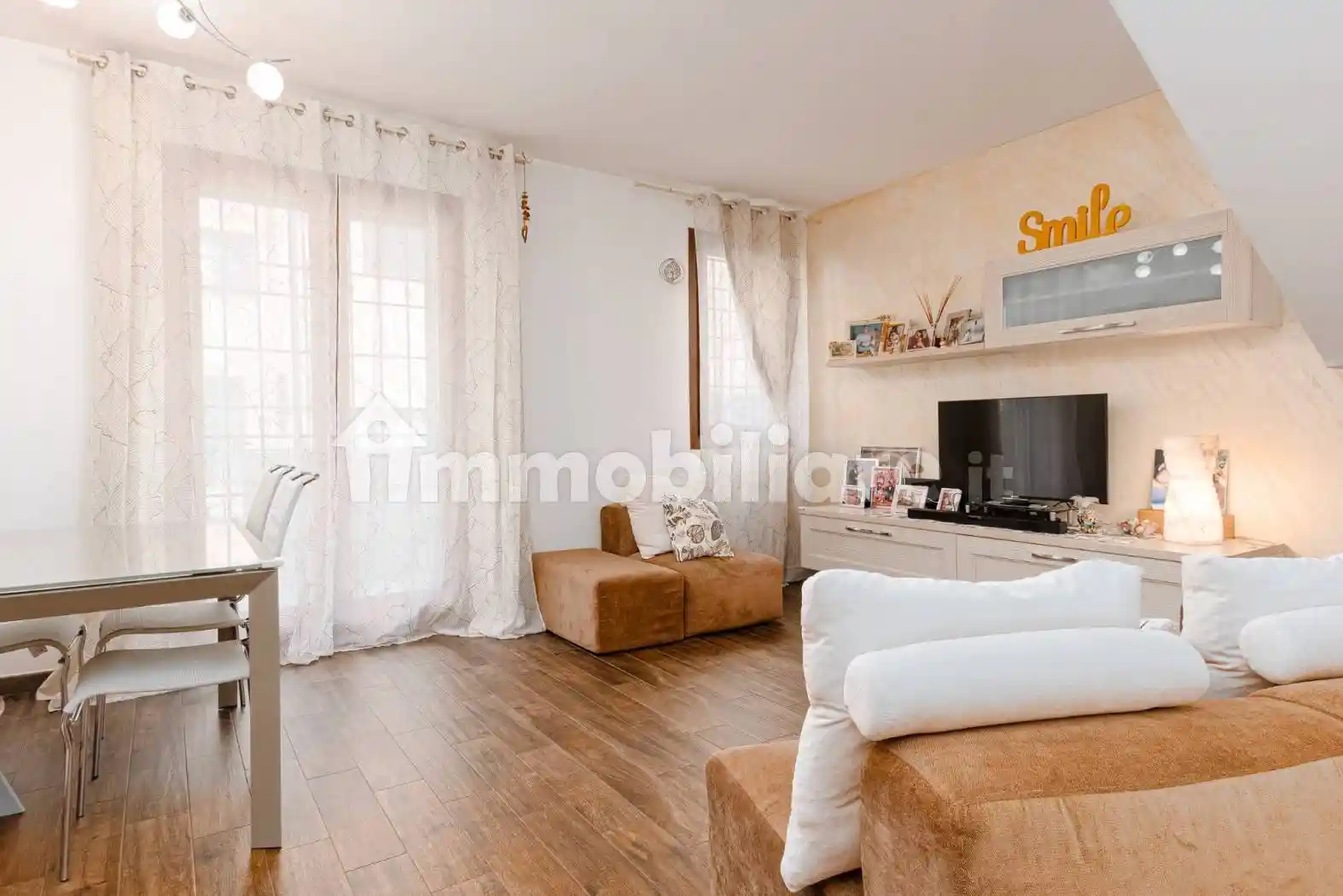 Casa indipendente in vendita a Campi Bisenzio