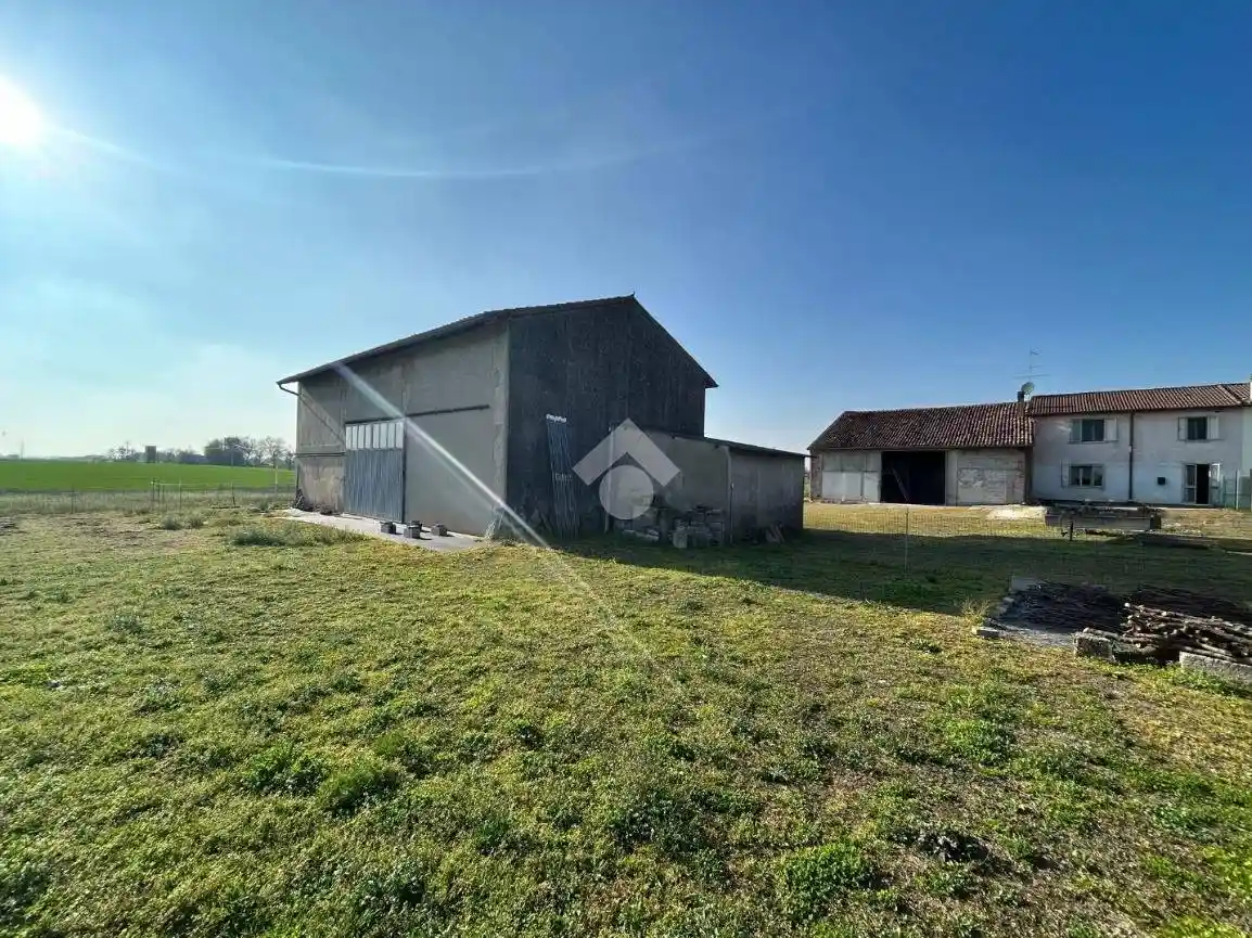 Casa indipendente in vendita a Sorgà