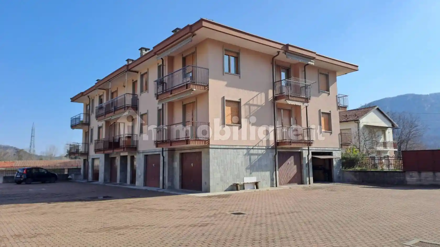 Appartamento in vendita a Paesana