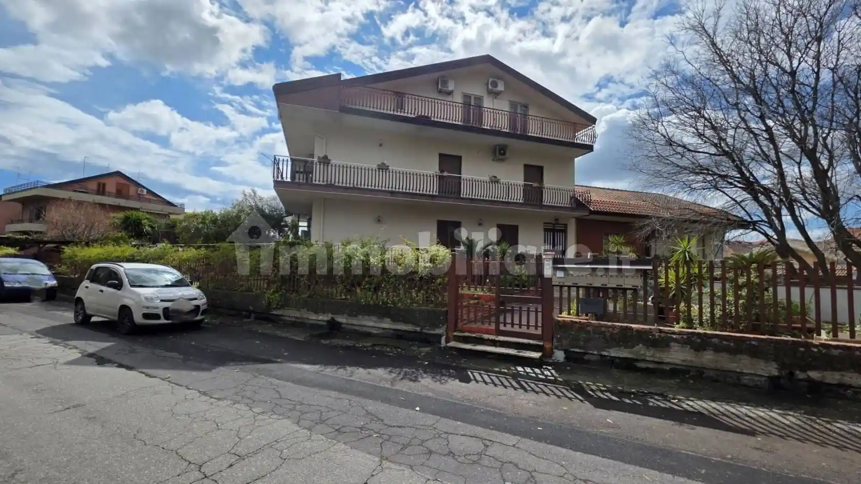 Appartamento in vendita a Aci Sant'Antonio