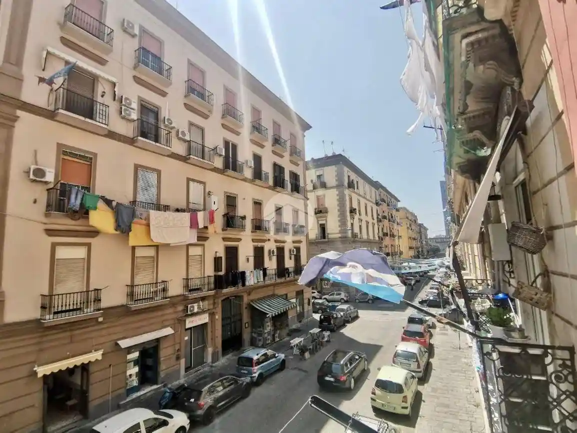 Appartamento in vendita a Napoli
