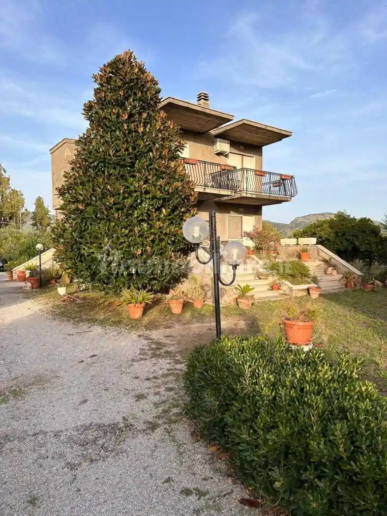 Villa in vendita a Terracina