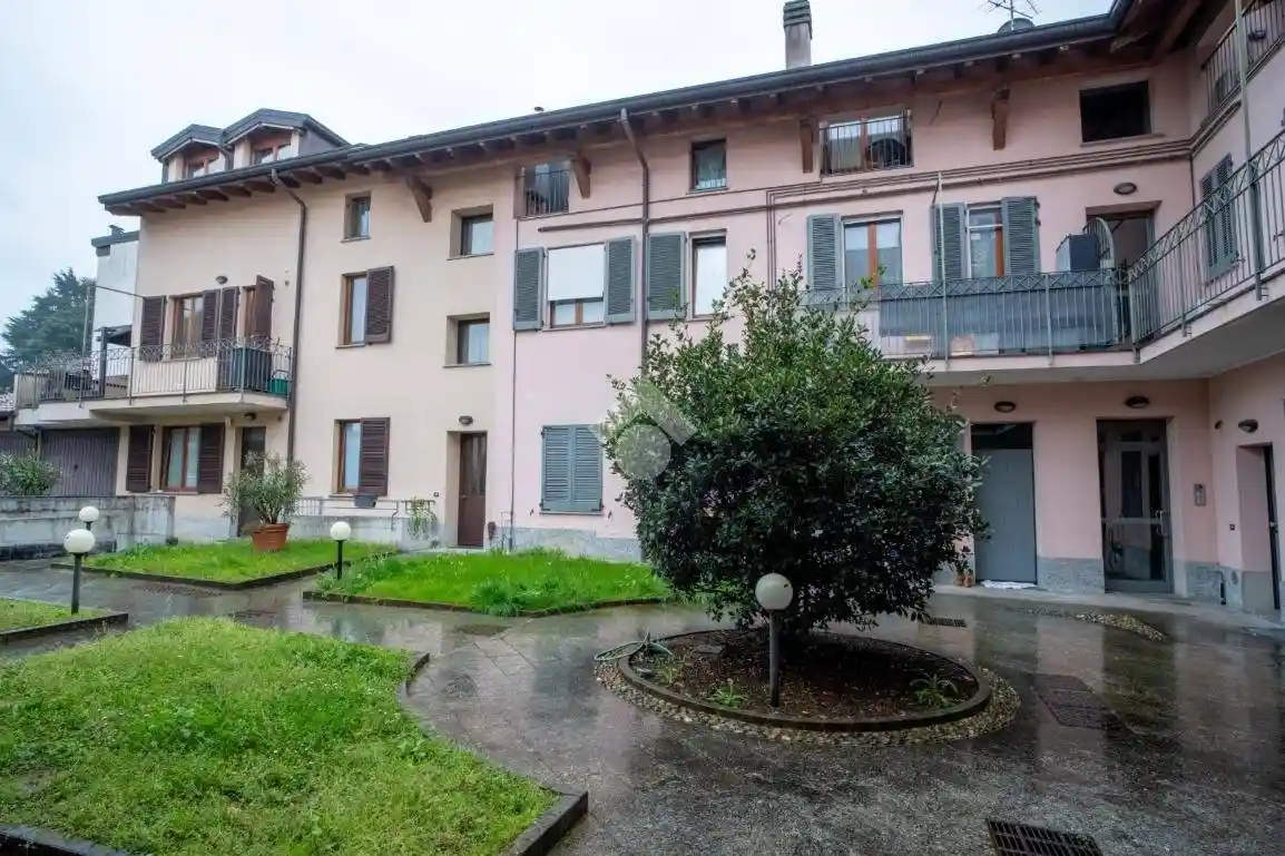 Appartamento in vendita a Sovico