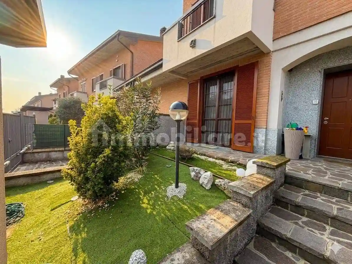 Villetta a schiera - foto 2