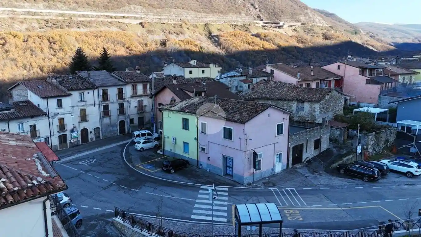 Appartamento in vendita a Tornimparte