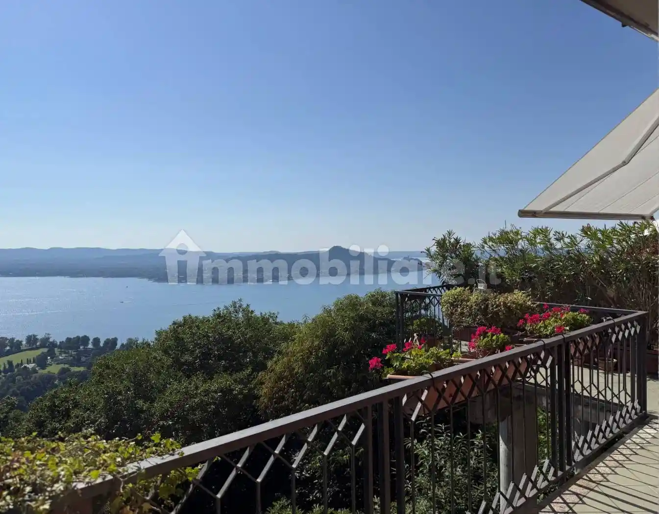 Appartamento in vendita a Massino Visconti