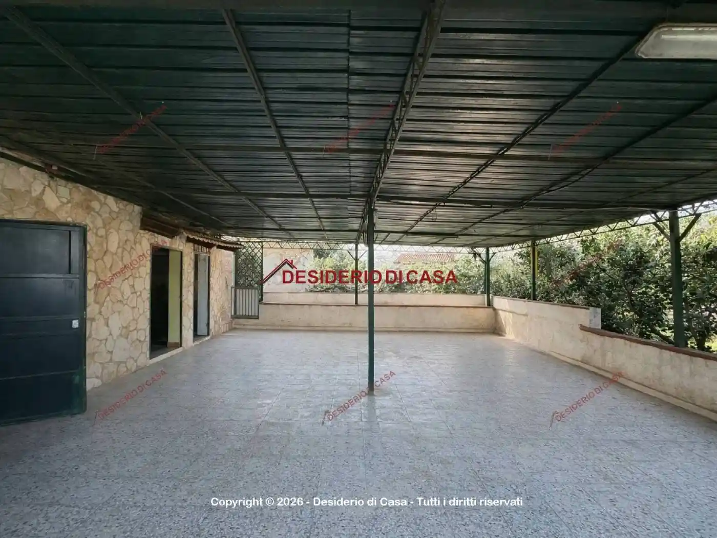 Villa in vendita a Campofelice di Roccella