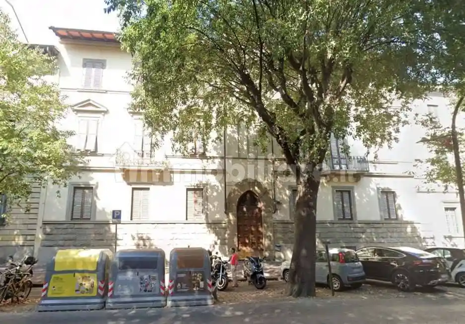 Appartamento in vendita a Firenze