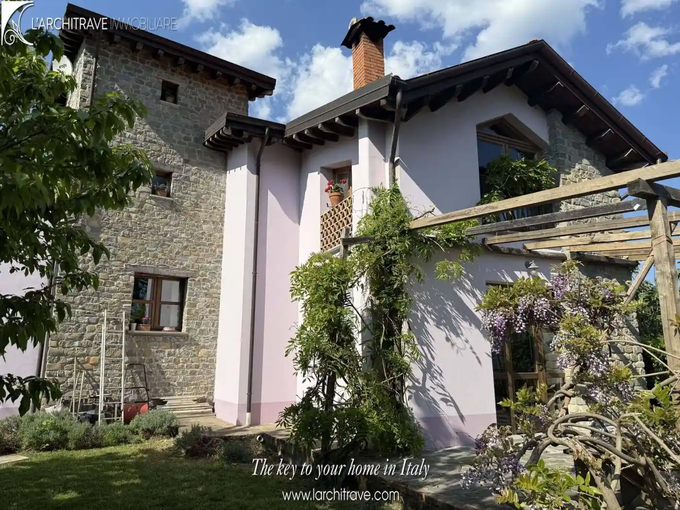 Villa in vendita a Licciana Nardi