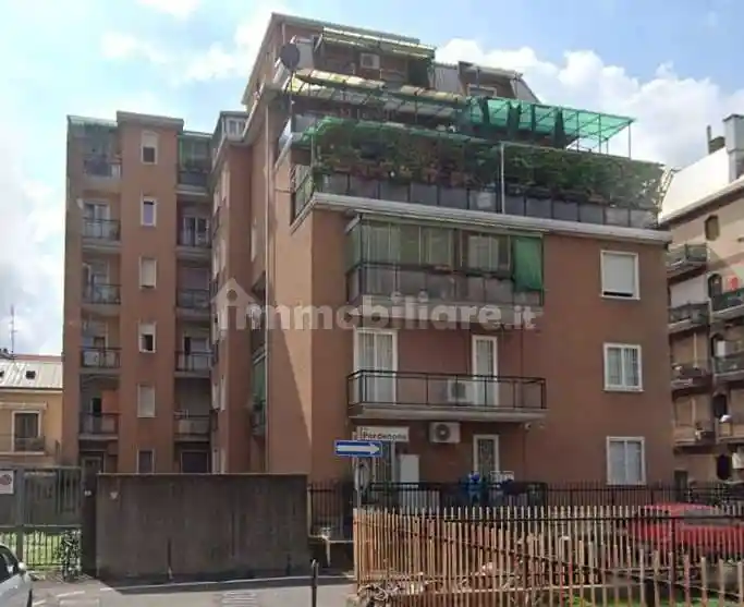 Appartamento in vendita a Baranzate