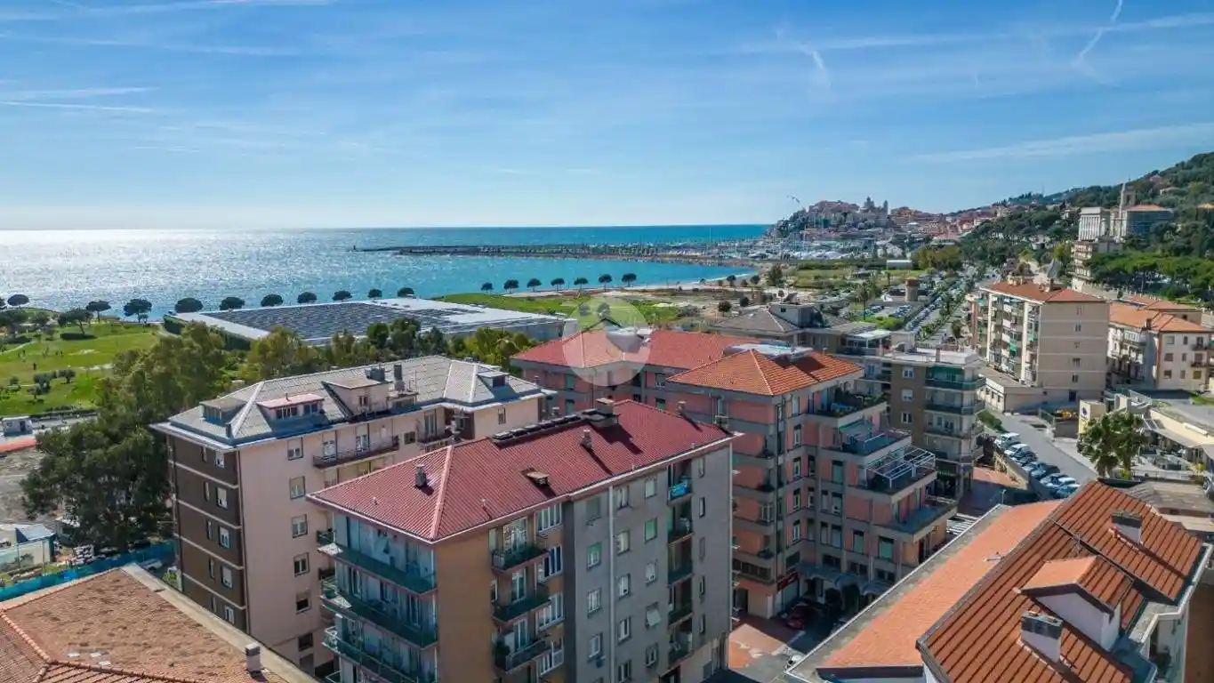 Appartamento in vendita a Imperia