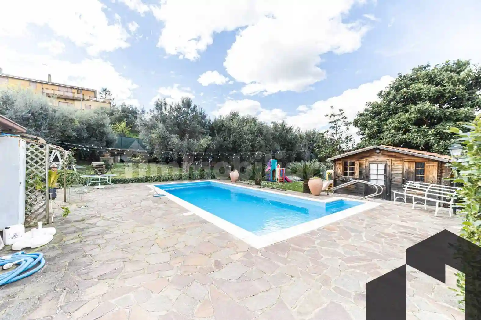Villa - foto 2