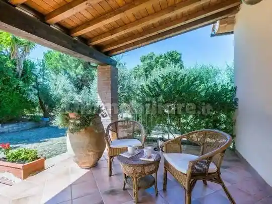 Villa in vendita a Cecina