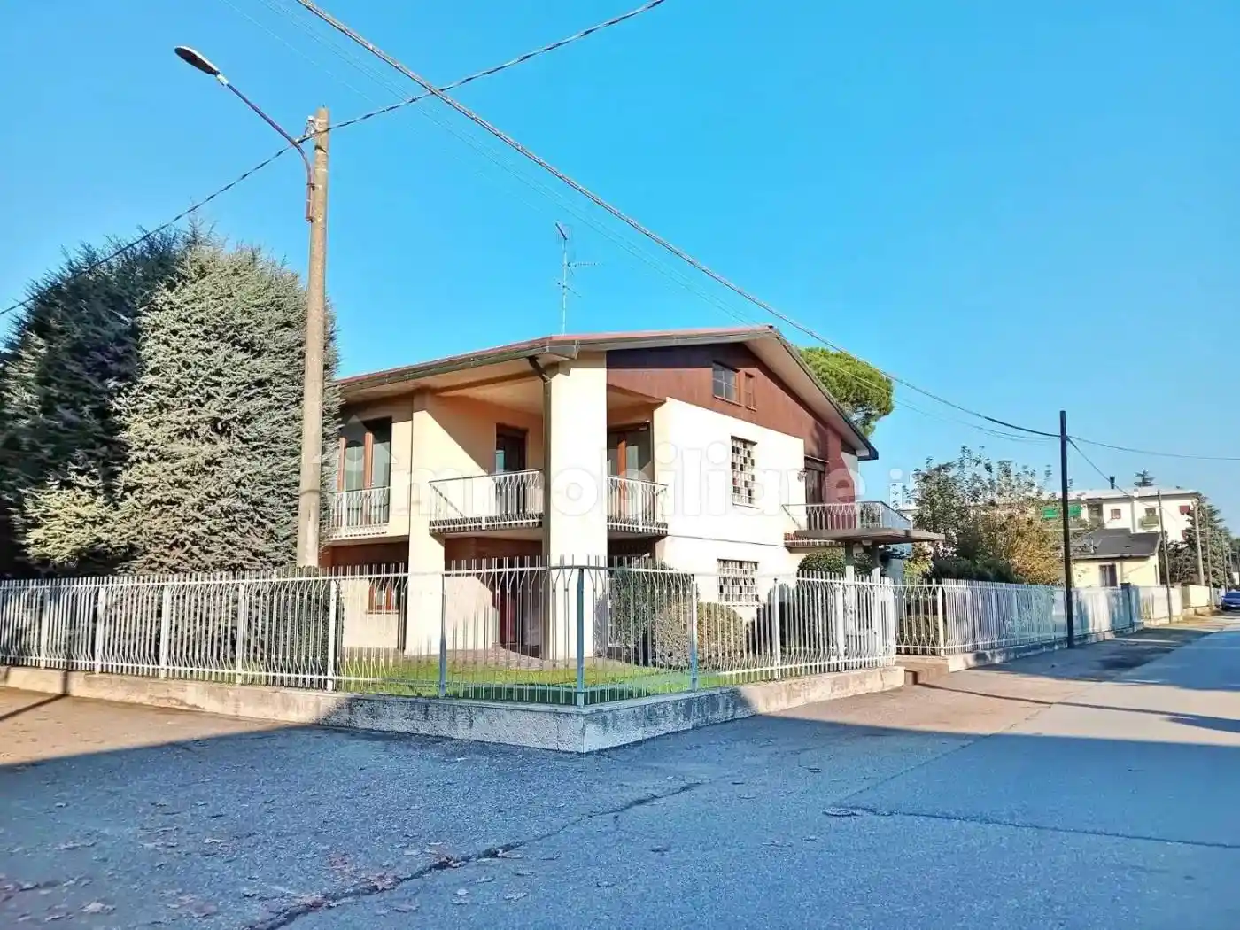 Villa in vendita a Gallarate