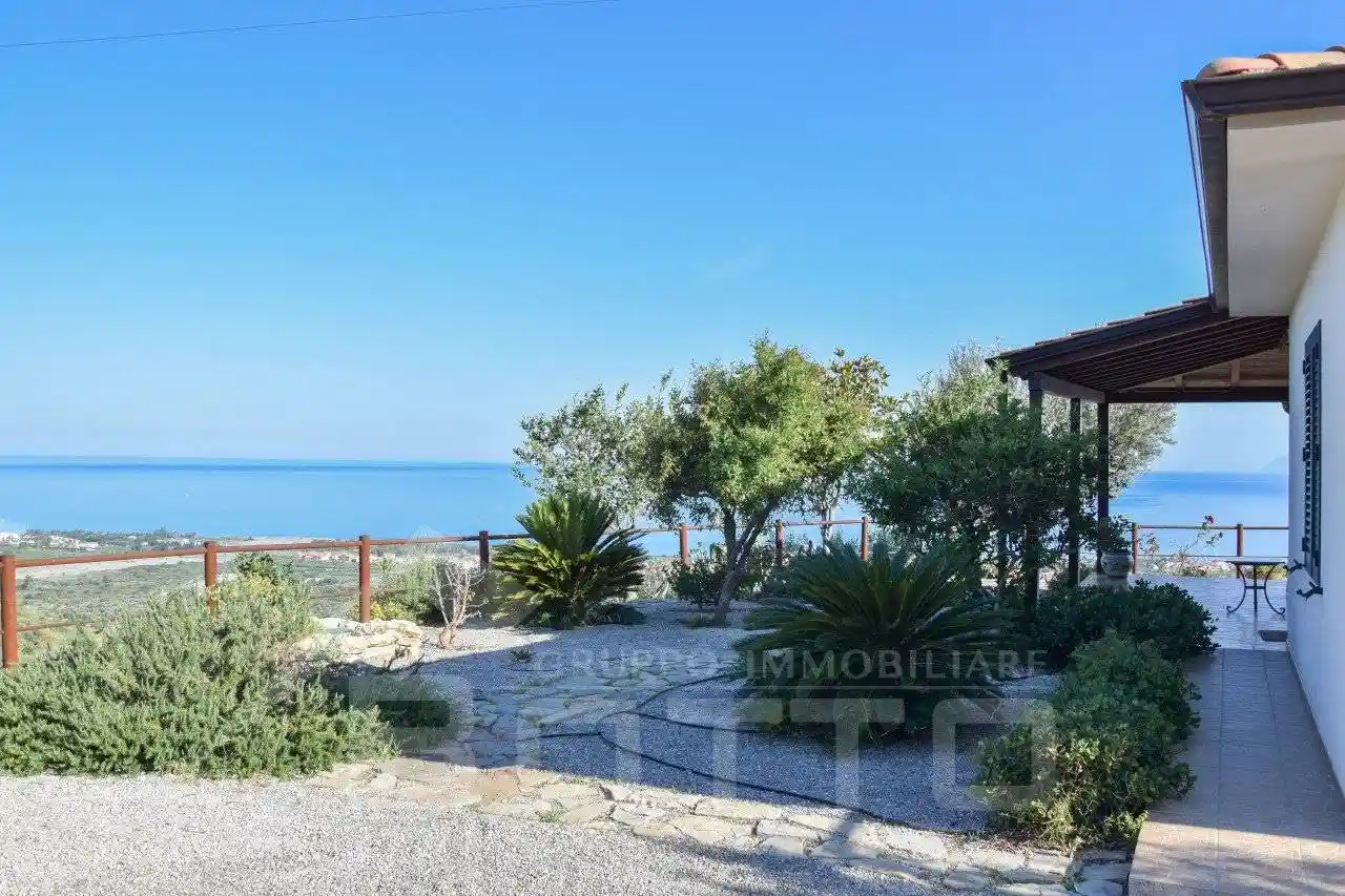 Villa in vendita a Torrenova