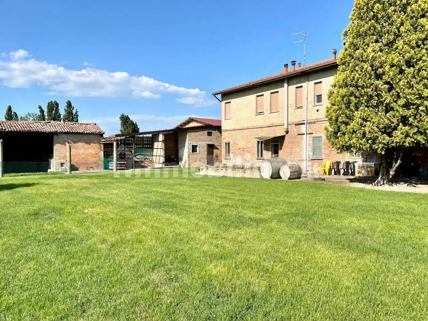 Rustico - Casale in vendita a Ferrara