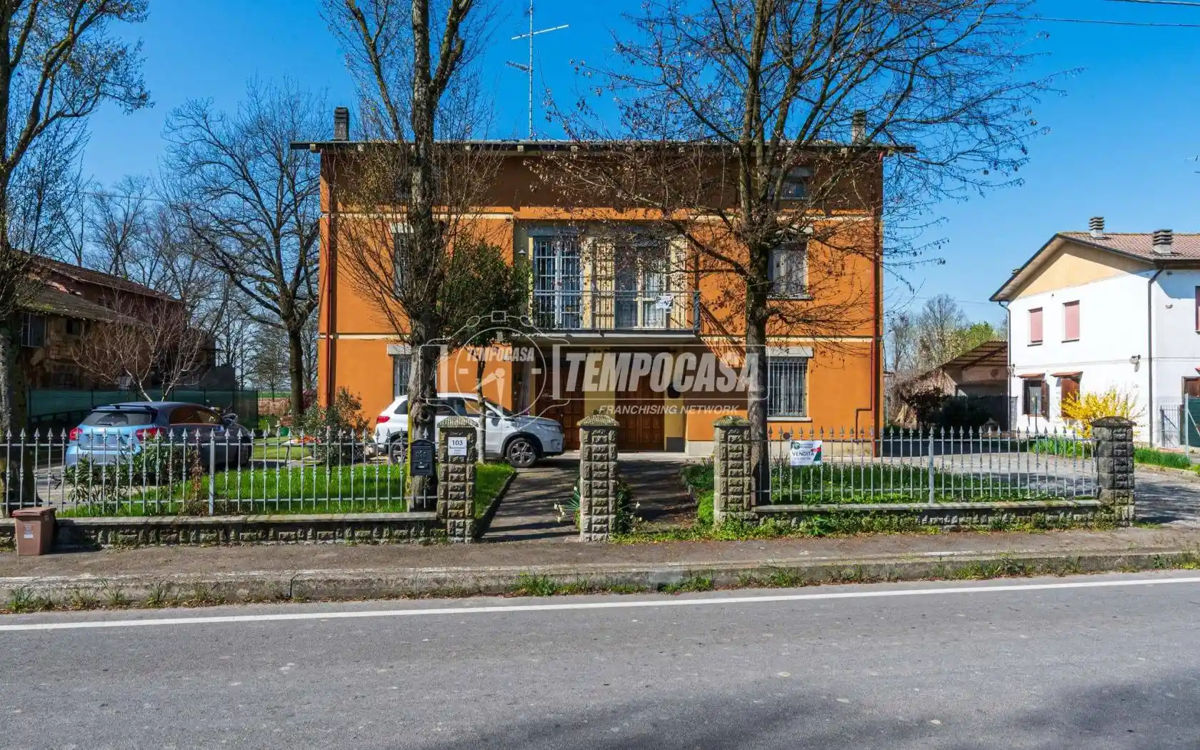Casa indipendente in vendita a Cadelbosco di Sopra