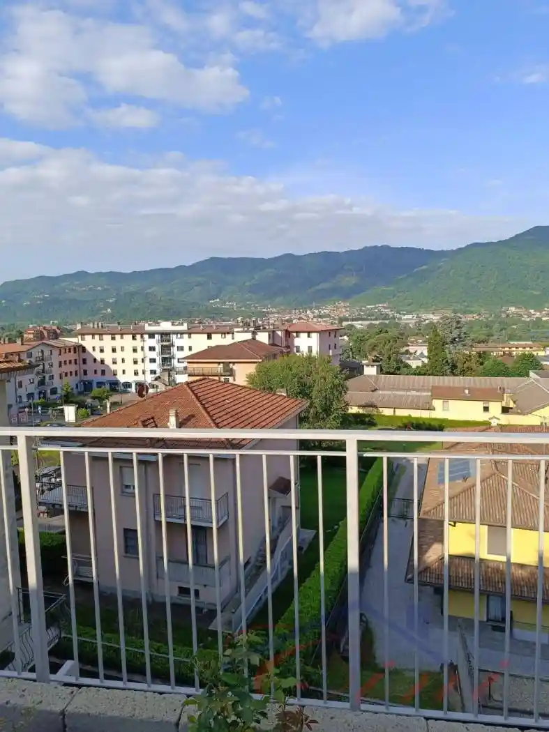 Casa indipendente in vendita a Calolziocorte