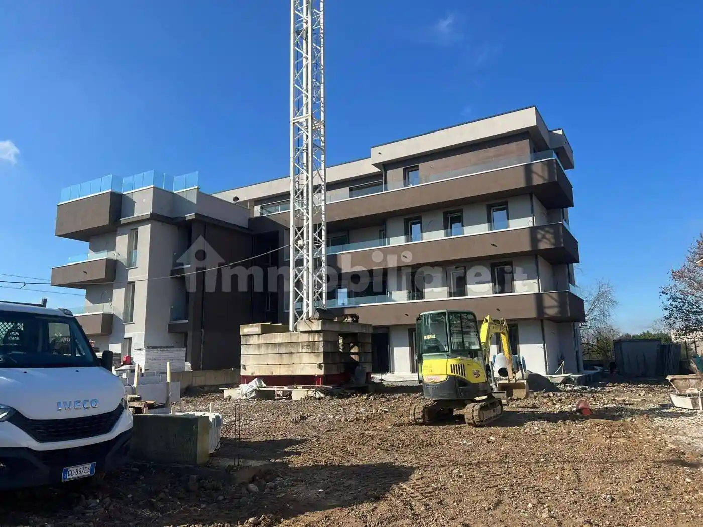 Appartamento in vendita a Lomagna