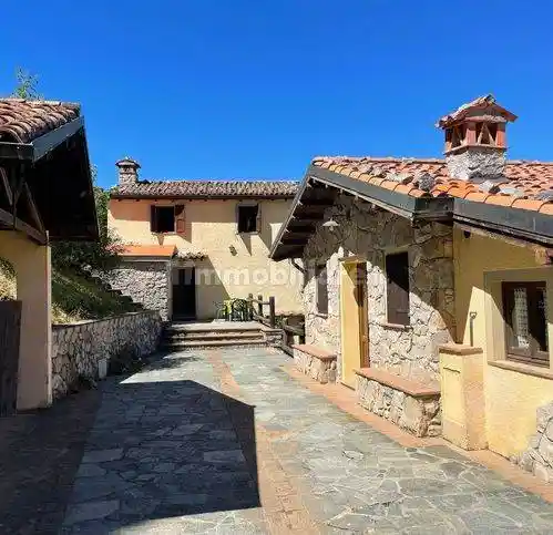 Rustico - Casale in vendita a Molazzana