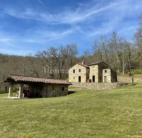 Rustico - Casale in vendita a Bagni di Lucca