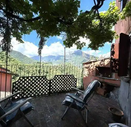 Rustico - Casale in vendita a Gallicano