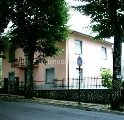 Villa in vendita a Barga