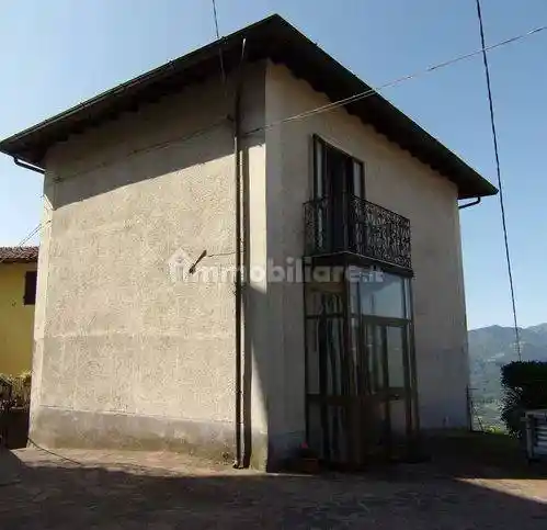 Villa in vendita a Fosciandora