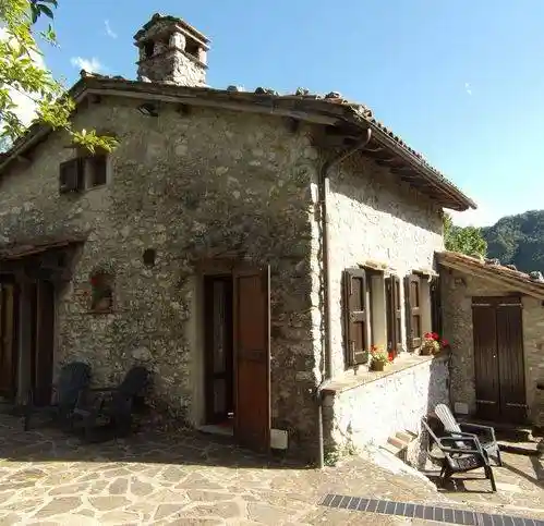 Villa in vendita a Fabbriche di Vergemoli