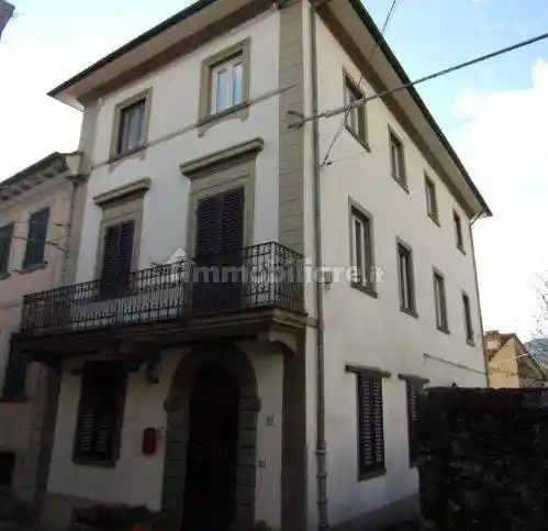Villa in vendita a Bagni di Lucca