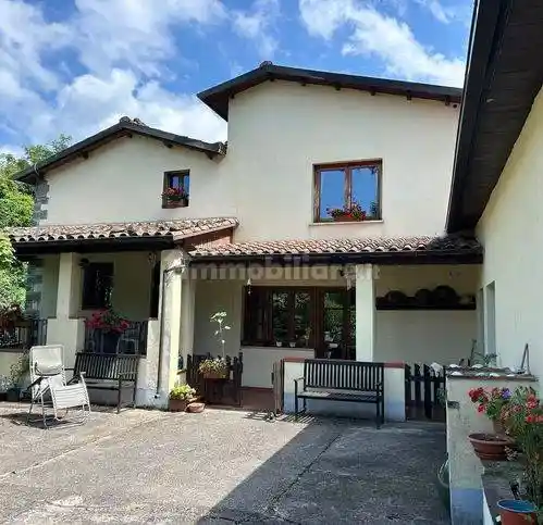 Villa in vendita a Barga