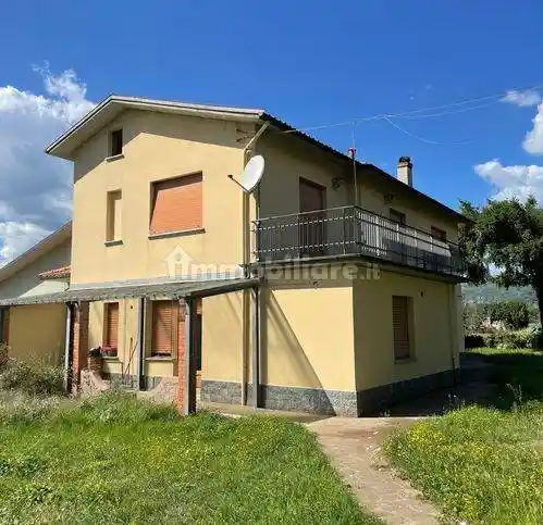 Casa indipendente in vendita a Barga