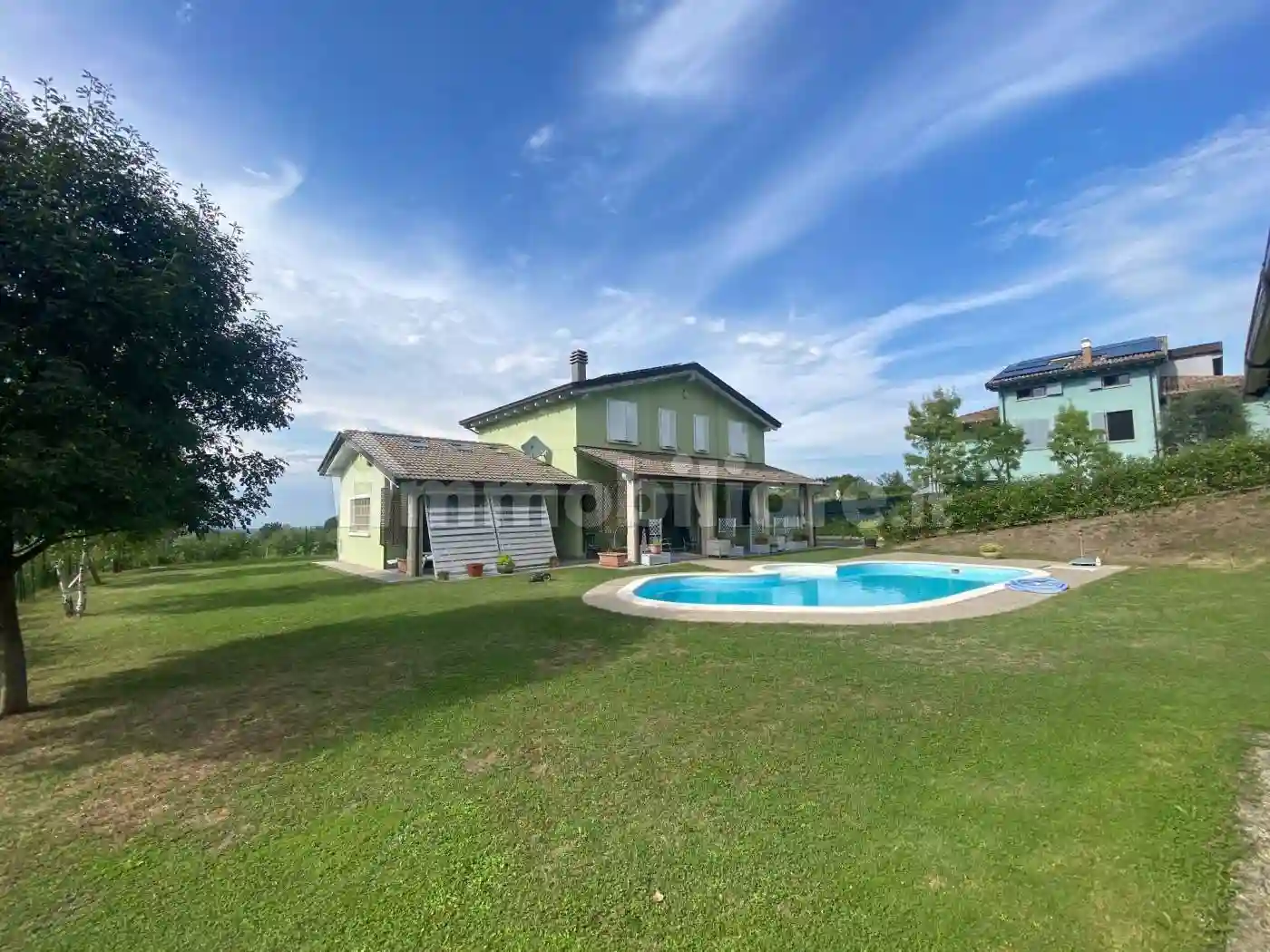 Villa - foto 2
