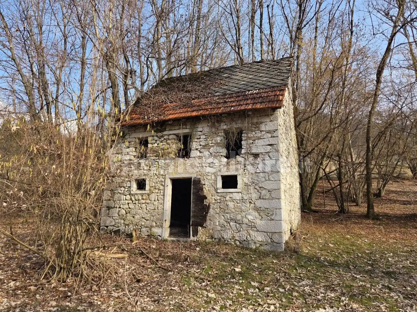 Rustico - Casale in vendita a Tambre