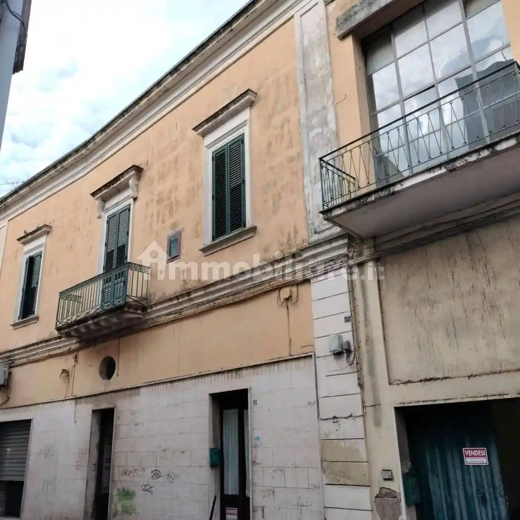 Palazzo - Edificio in vendita a Monteroni di Lecce