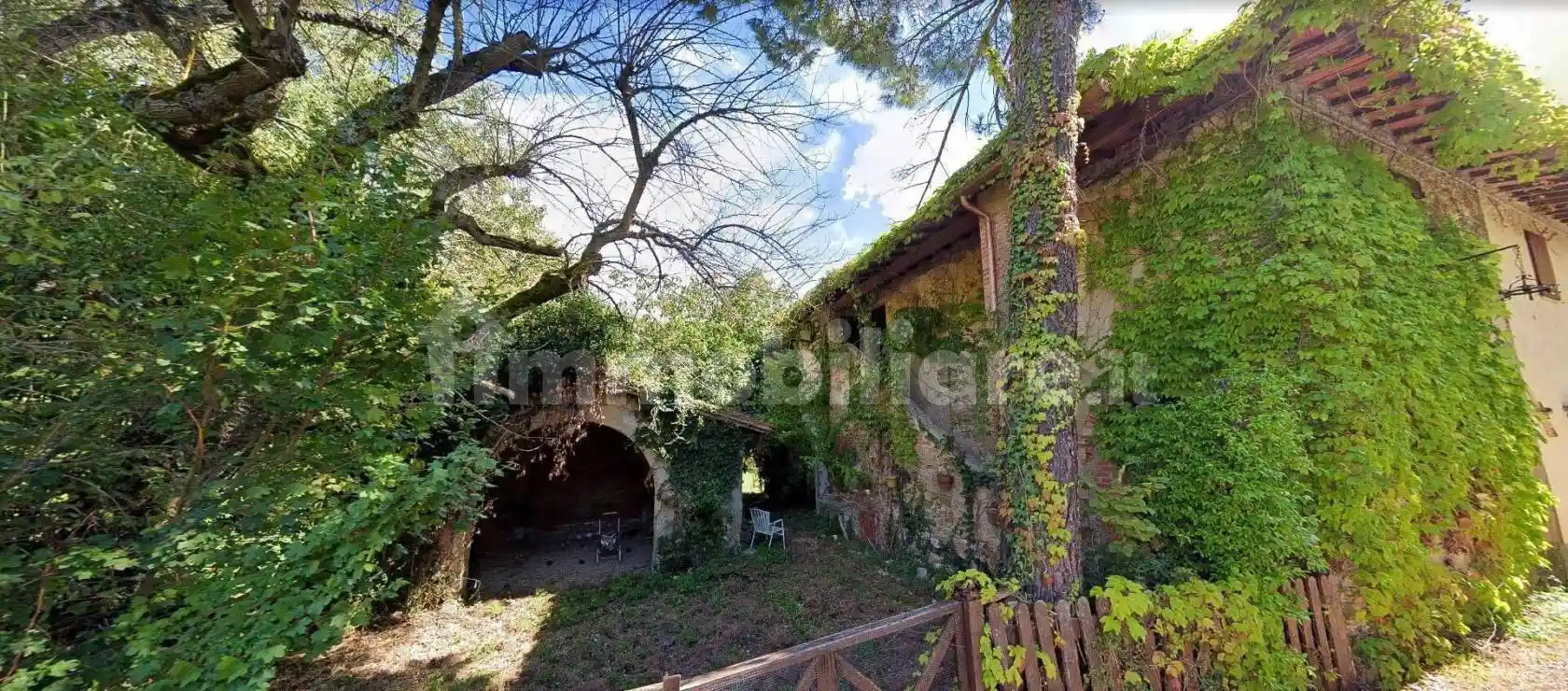 Villa in vendita a Cavriglia