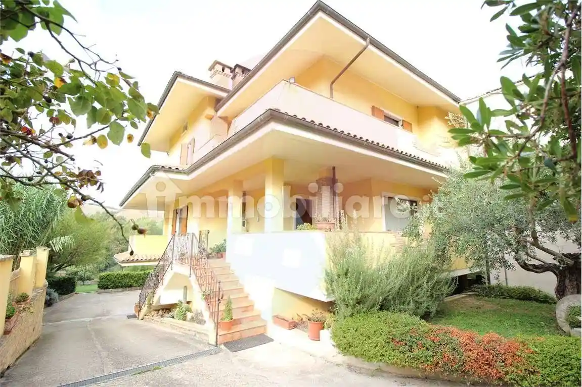 Villa in vendita a Scafa