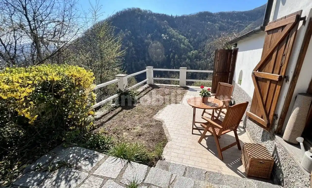 Casa indipendente in vendita a Coreglia Ligure