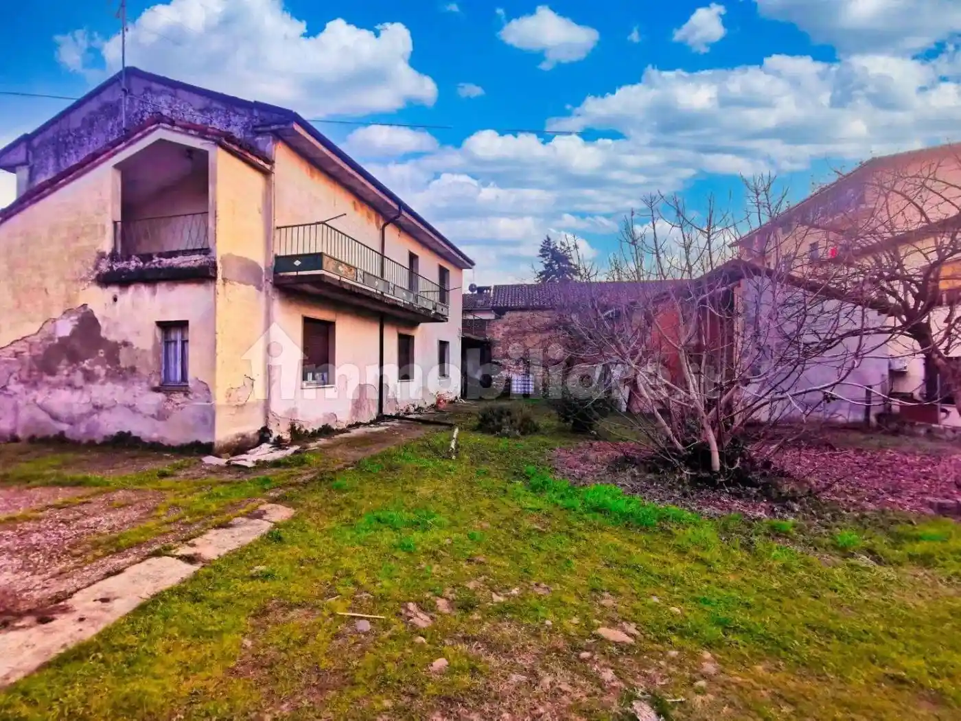 Villa in vendita a Viguzzolo