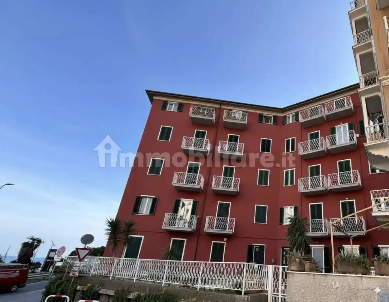 Appartamento in vendita a Celle Ligure