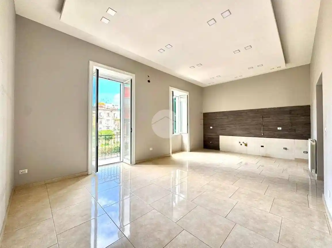 Appartamento in vendita a Napoli