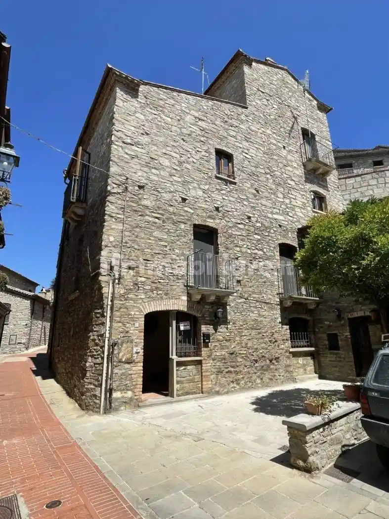 Appartamento in vendita a Guardia Perticara