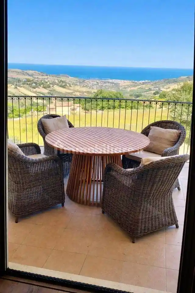 Appartamento in vendita a Acquaviva Picena