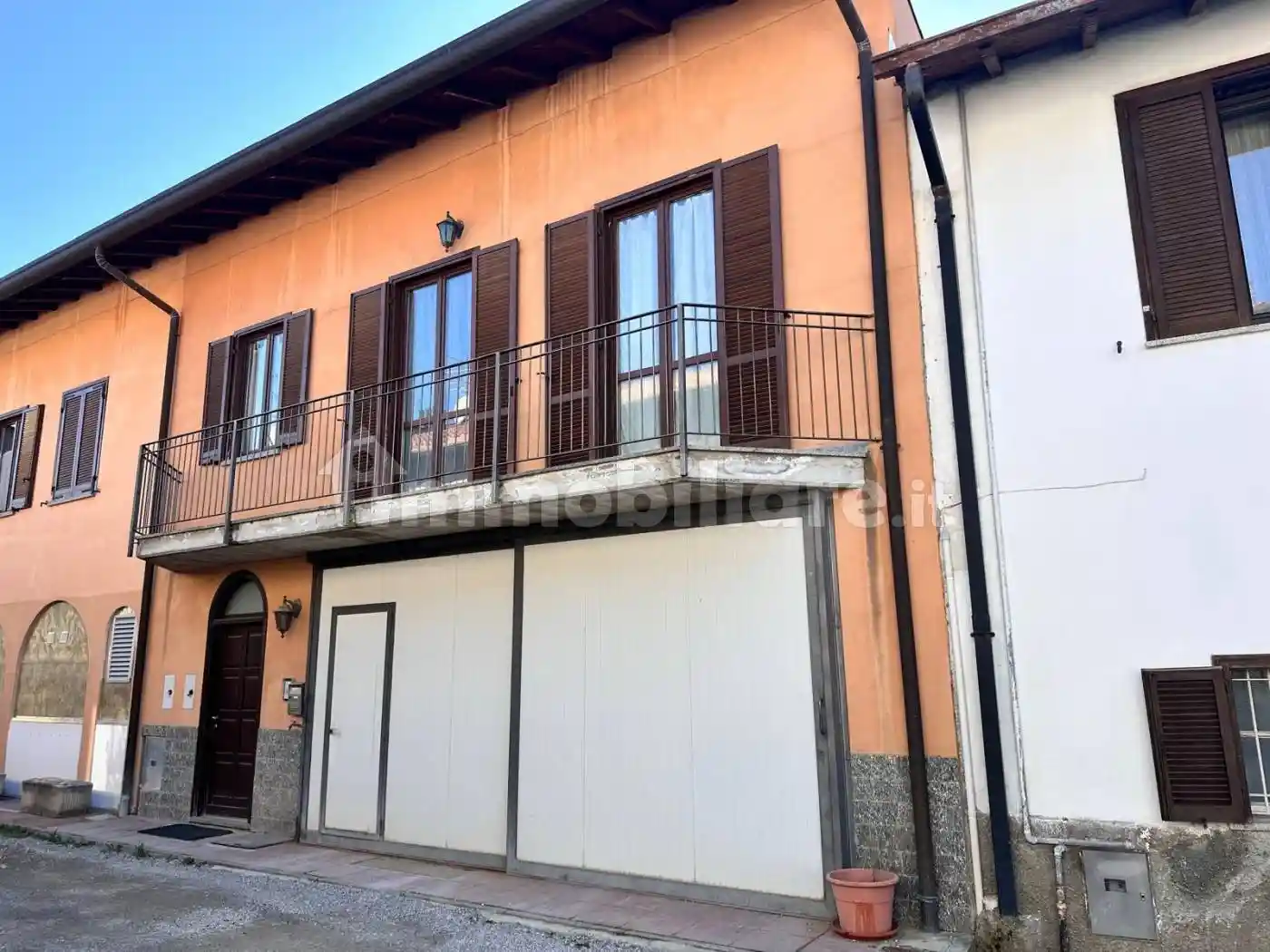 Casa indipendente in vendita a Binago