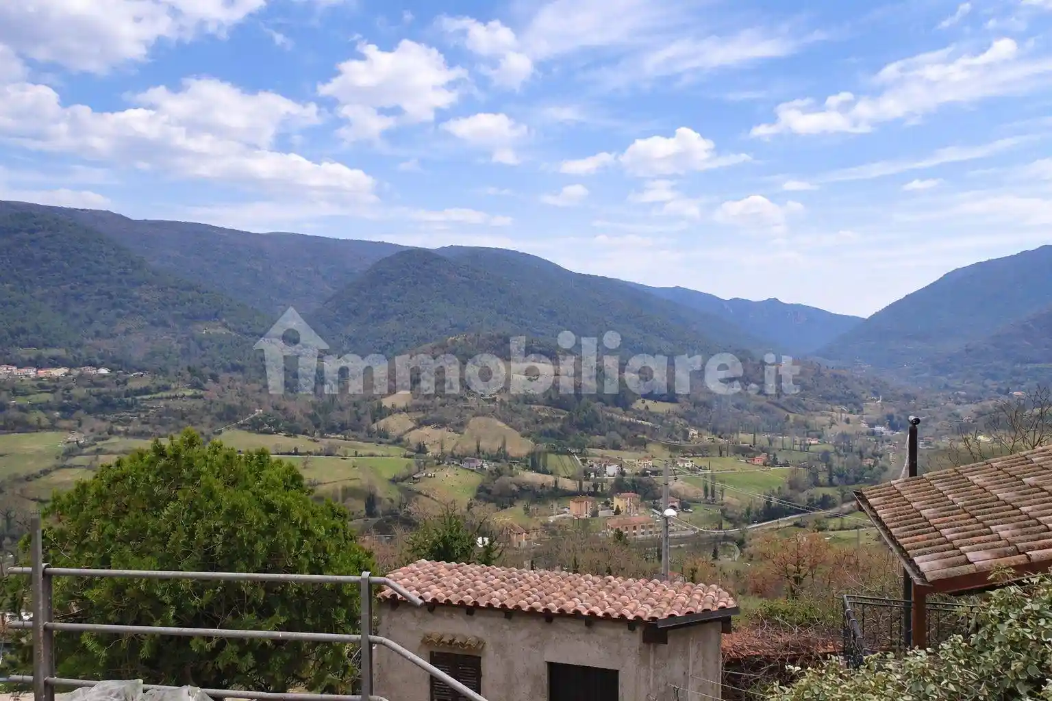 Casa indipendente in vendita a Terni