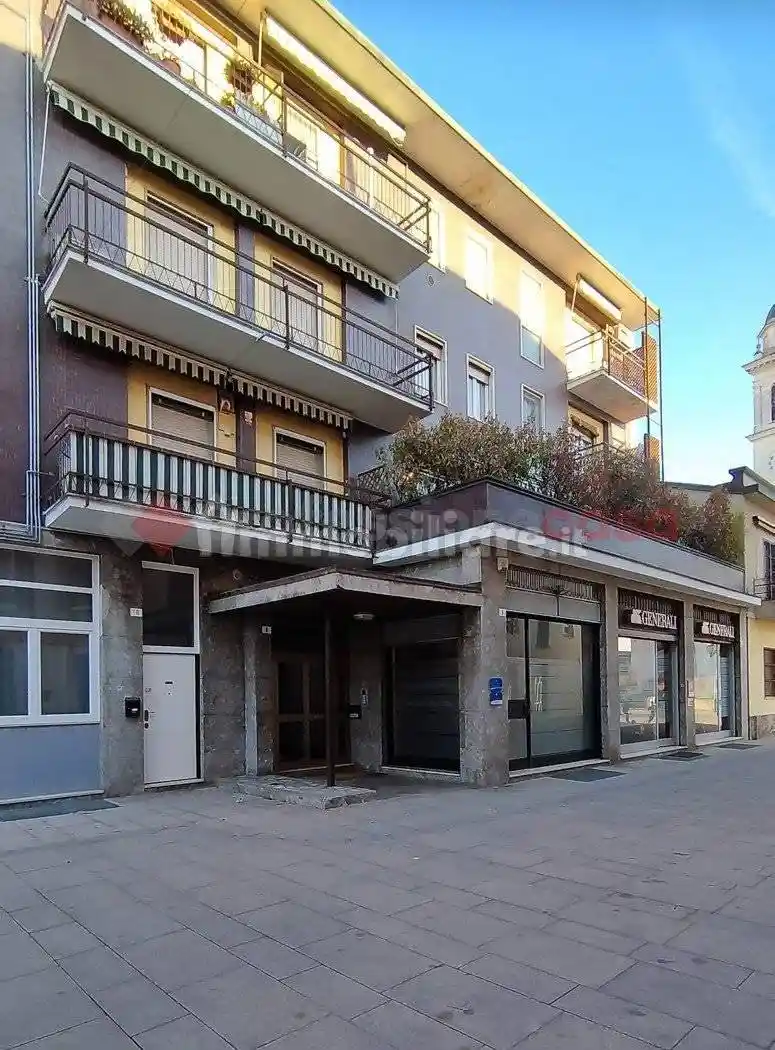 Appartamento in vendita a Locate di Triulzi