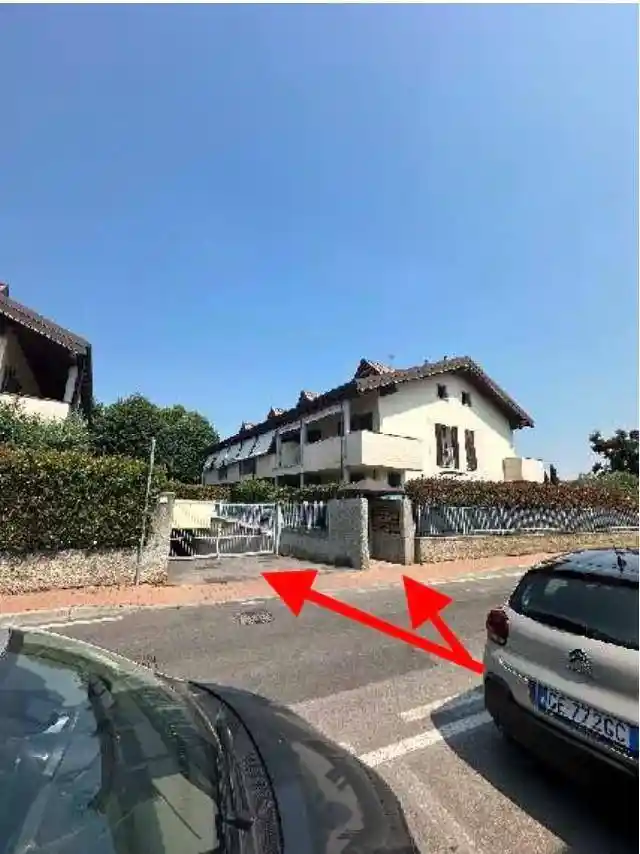 Appartamento in vendita a Trezzano Rosa
