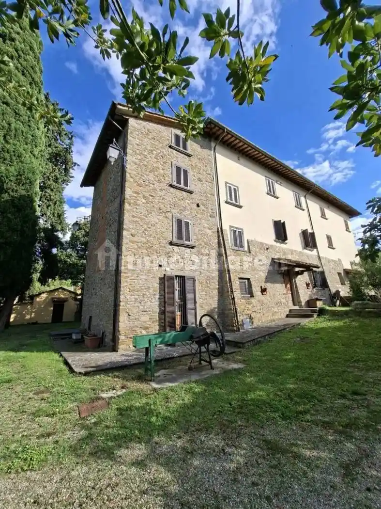 Rustico - Casale in vendita a Arezzo