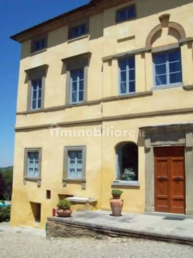 Villa in vendita a Arezzo